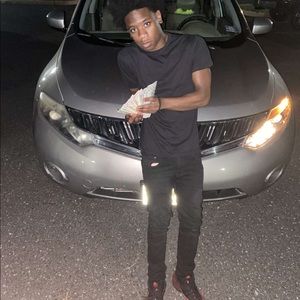 Meet your Posher, Zsayon